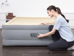 Bestway TriTech Comfort Queen Luchtbed 11 Bestway TriTech Comfort Queen Luchtbed -Kampeeruitrusting bestway tritech comfort queen luchtbed 3 ecommerce c650